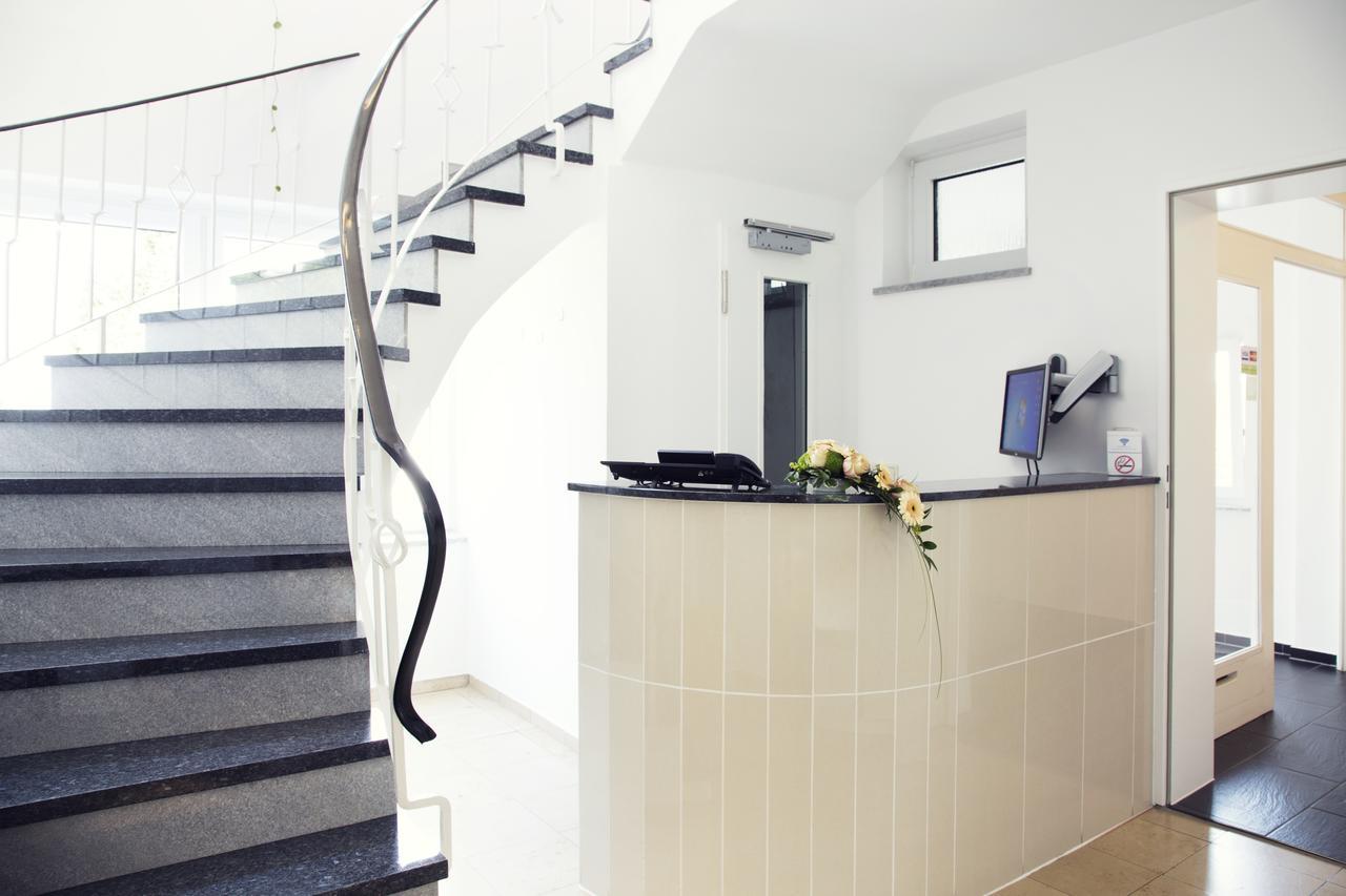 מונטבאור Hotel Loewenguth מראה חיצוני תמונה